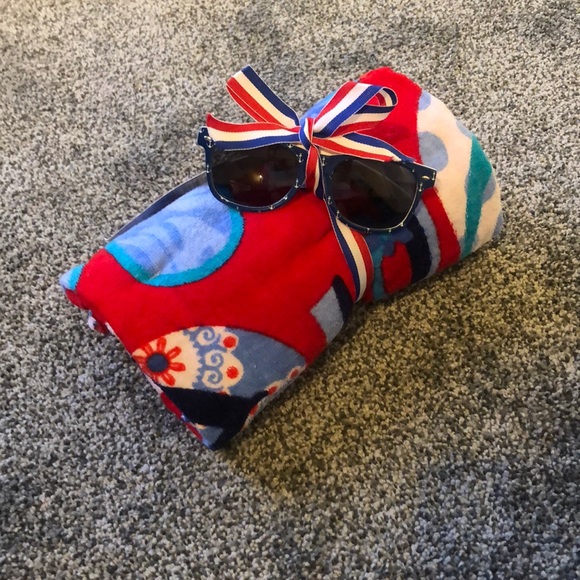 NWT Americana Beach Bundle - Picture 2 of 4